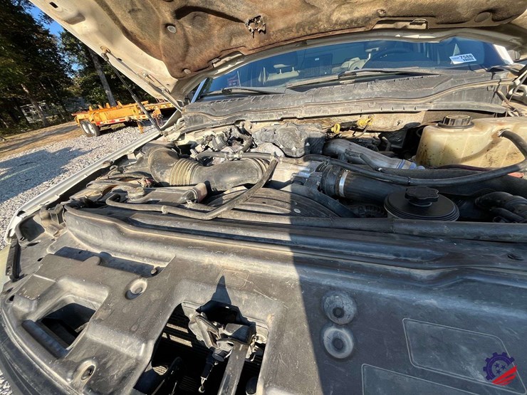 2017-ford-f550-xl-image-59