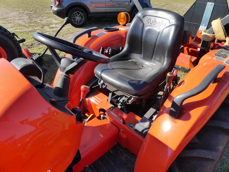 2023-kubota-la526-image-14