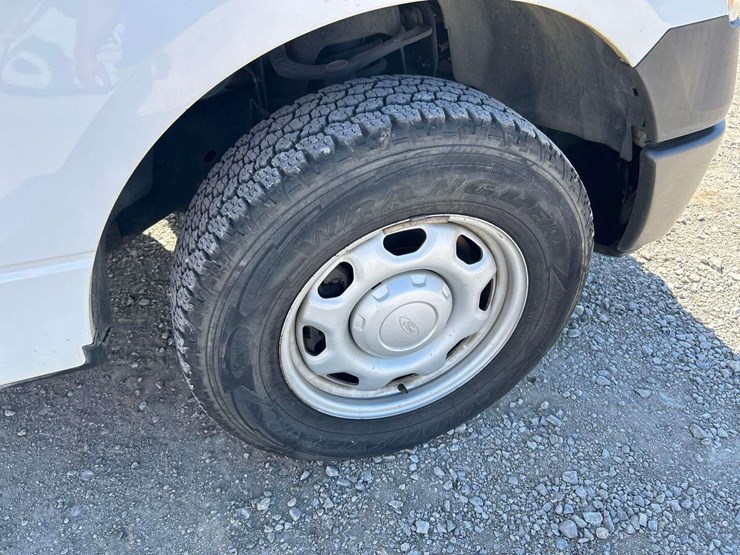 2011-ford-f150-image-26