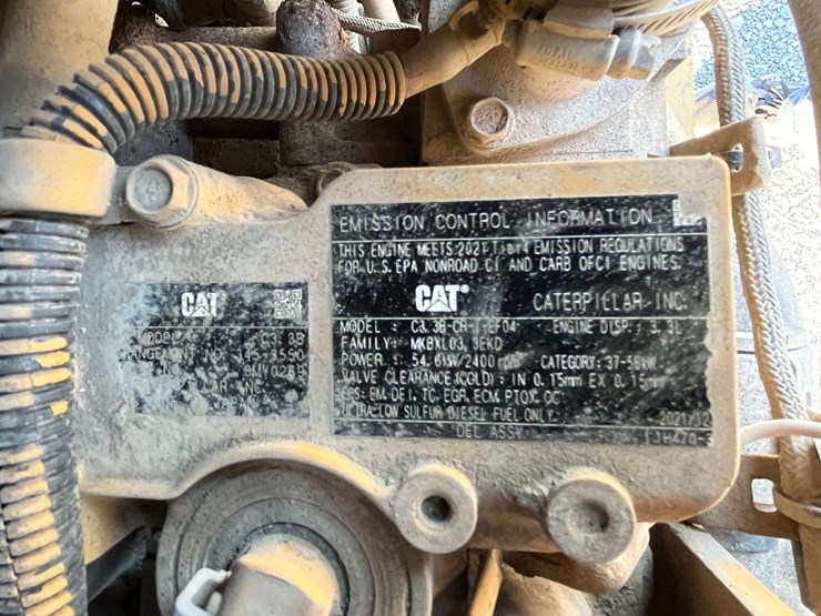 2022-caterpillar-262d3-image-25