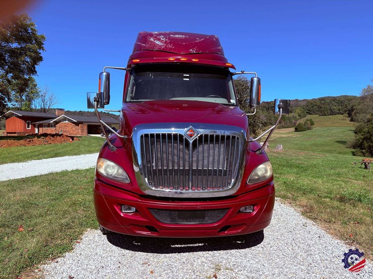 2017-international-prostar-image-8