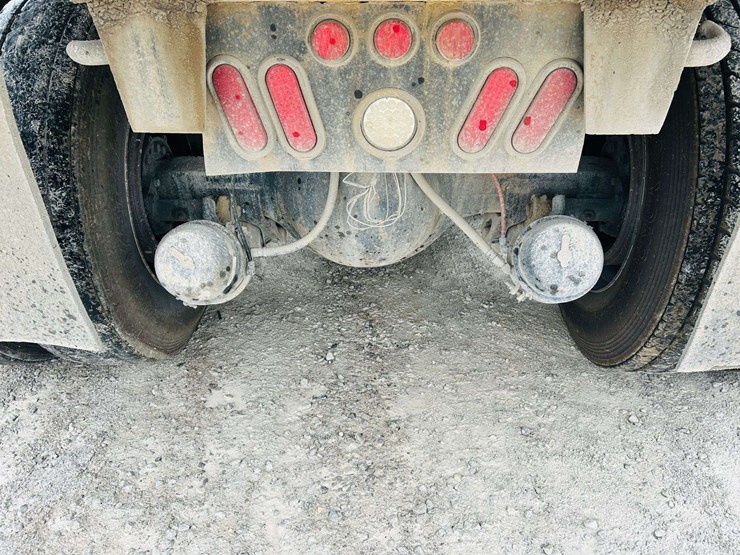 1997-international-paystar-5000-image-19