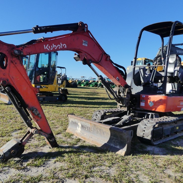 2021 KUBOTA KX033-4