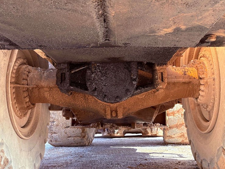 1984-caterpillar-988b-image-30