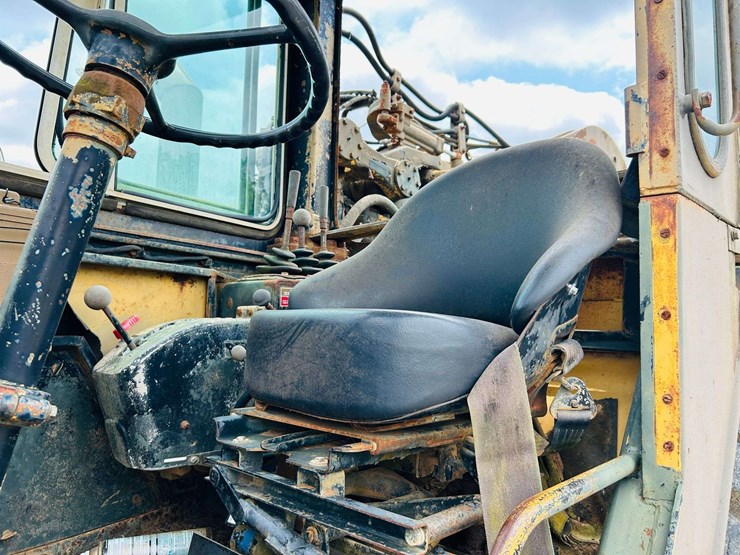 1982-caterpillar-621b-image-18