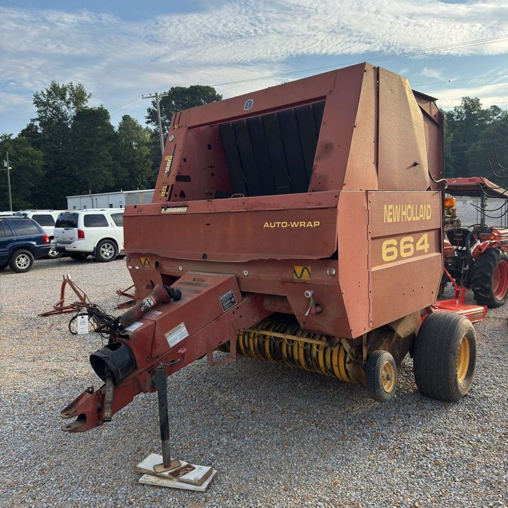 NEW HOLLAND 664