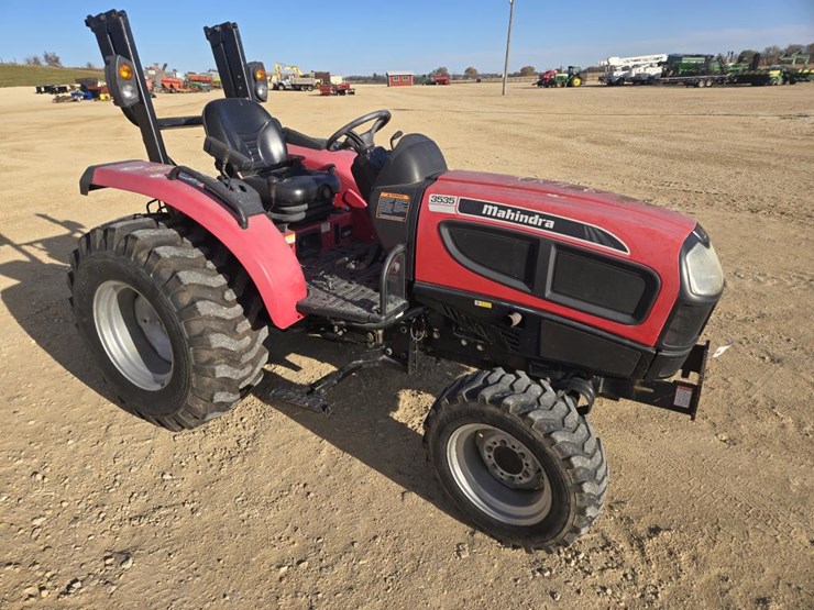 mahindra-3535-image-3