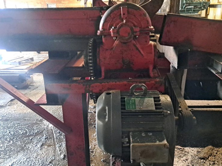 #121-•-4-stand-log-deck-image-13