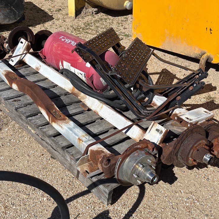 #24890 • MISC ITEMS, AIR TANK, AXLES