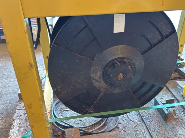 #223-•-strapping-machine-image-8