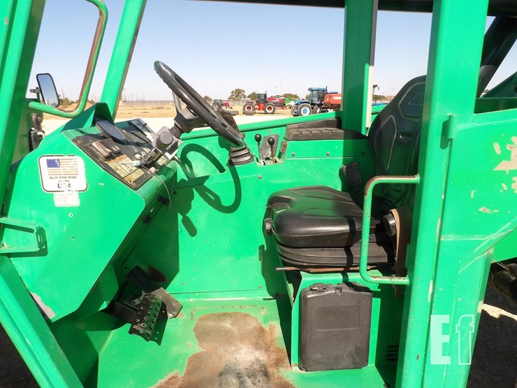 2017-sky-trak-10042-image-5