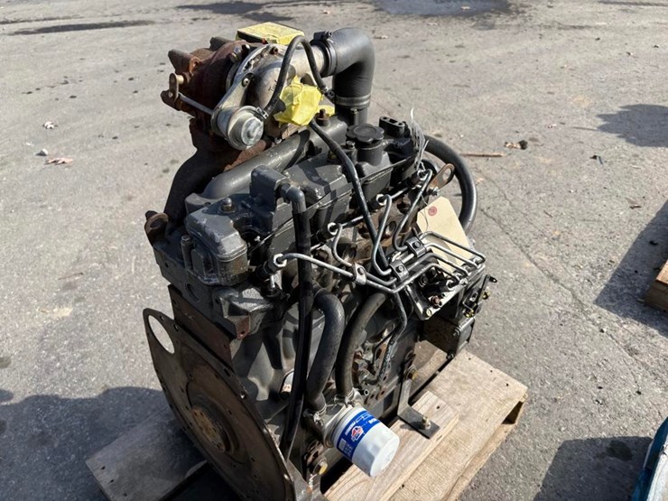 new-holland-l175-image-5