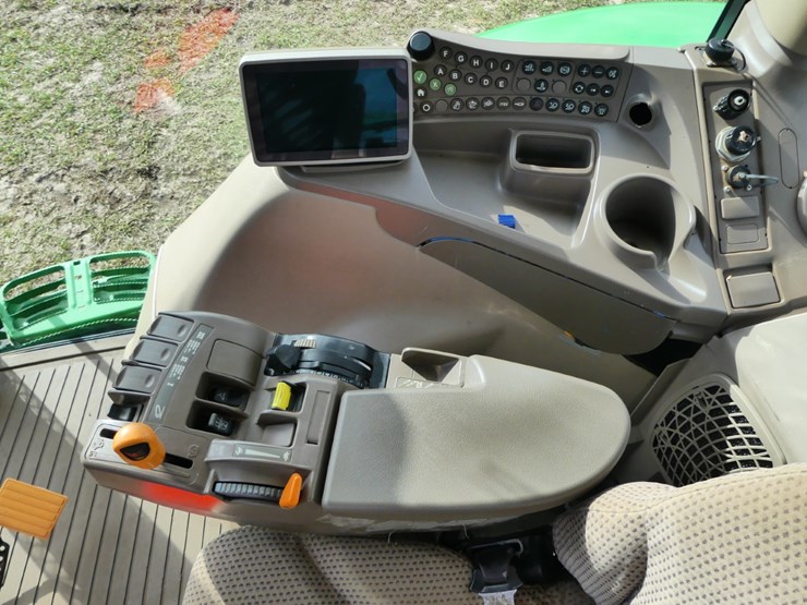 2012-john-deere-6170r-image-11