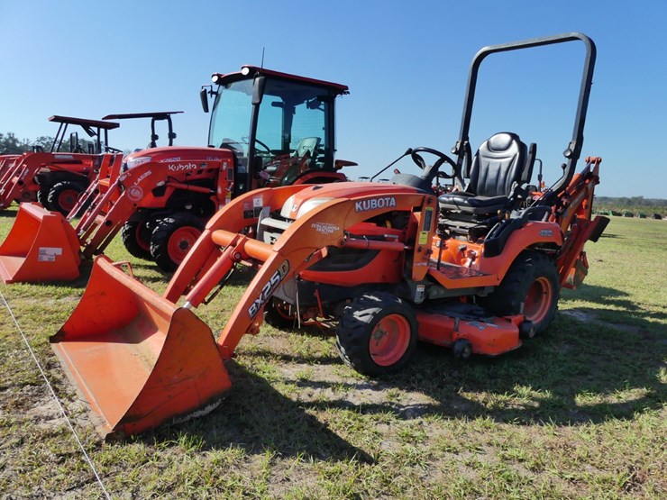 2014-kubota-bx25d-image-2