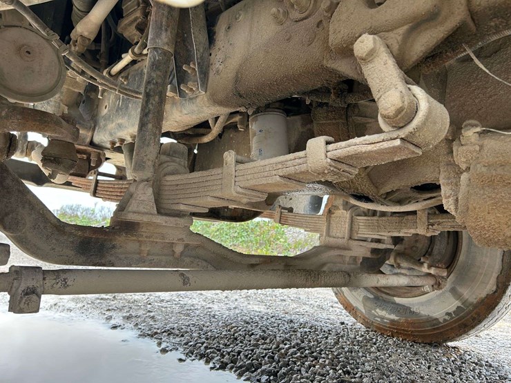 2000-ford-f650-image-26