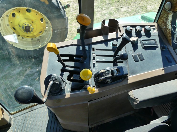 1998-john-deere-7410-image-14