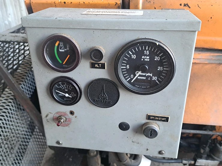 #215-•-2000-deutz-power-unit-image-4