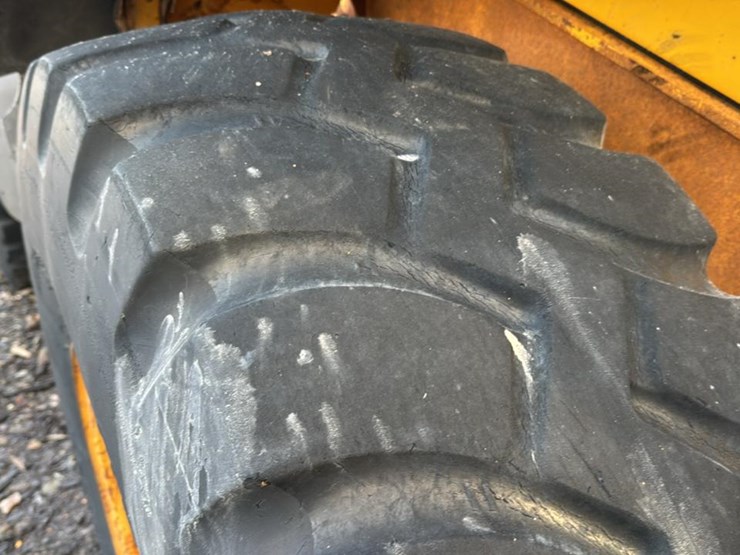 2005-volvo-l90e-image-35