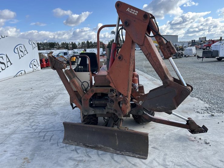 ditch-witch-2310-image-8