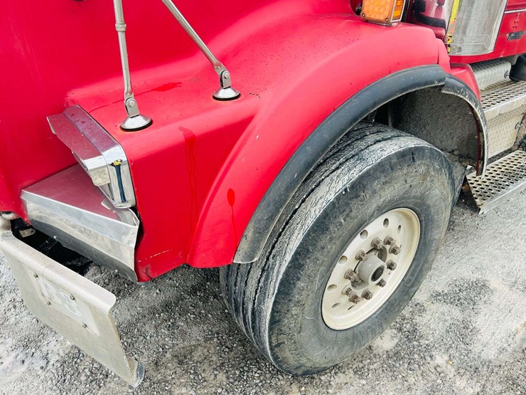 kenworth-t800-image-11