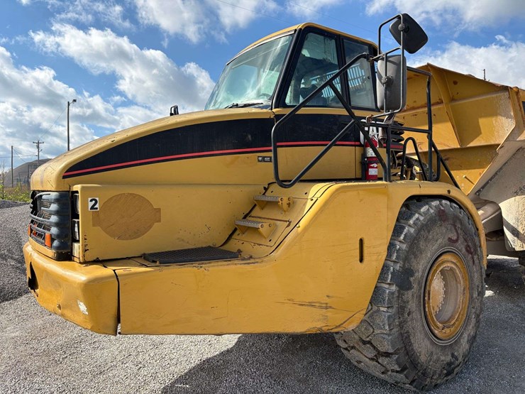 2006-caterpillar-740-image-15