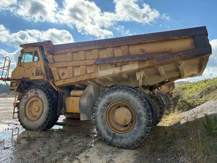 1992-caterpillar-773b-image-2