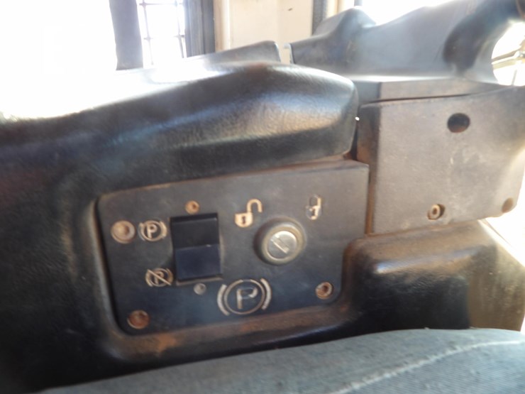 2000-caterpillar-d6m-xl-image-22