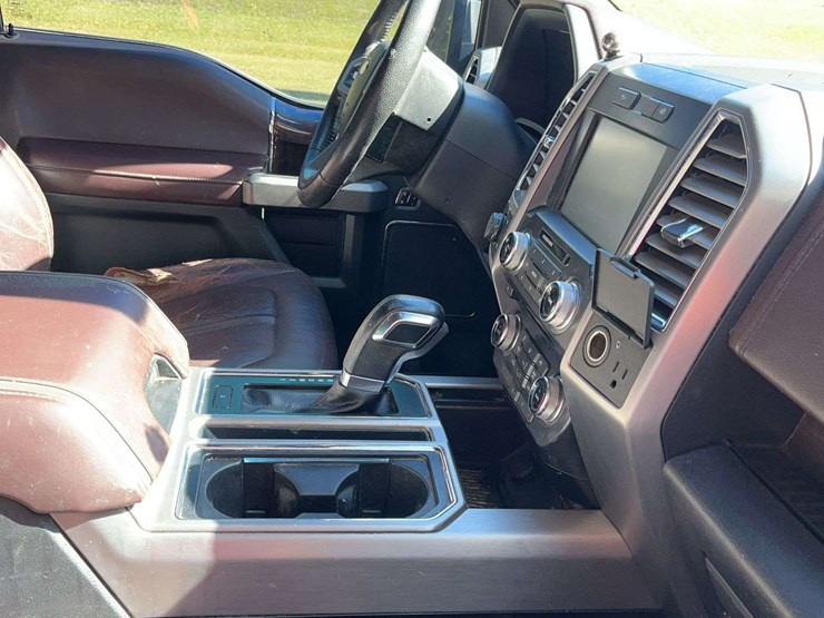 2015-ford-150-image-23