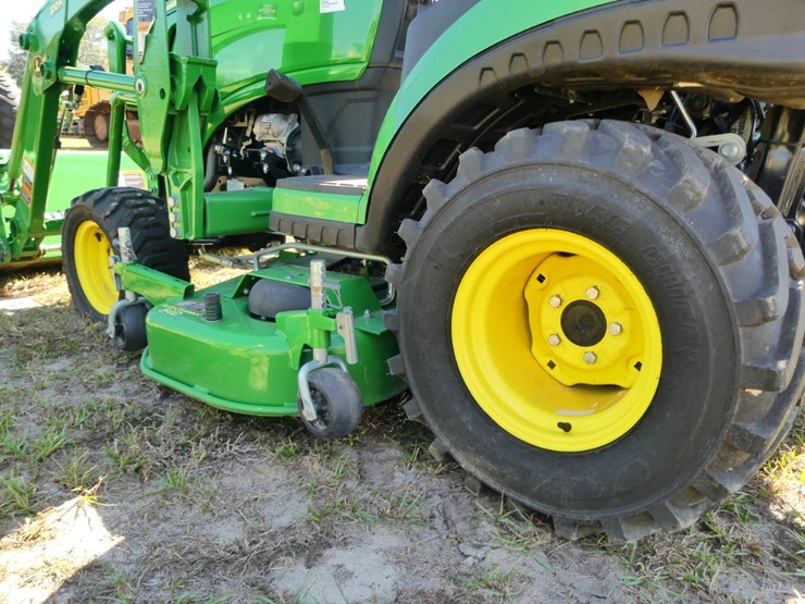 2022-john-deere-1025r-image-7