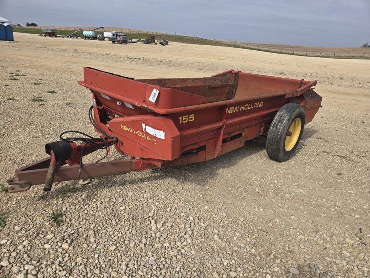 new-holland-155-image-1