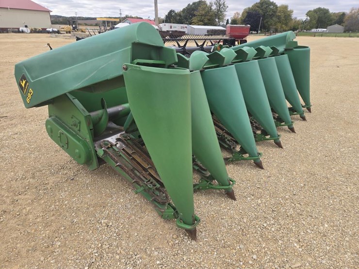 john-deere-693-image-11