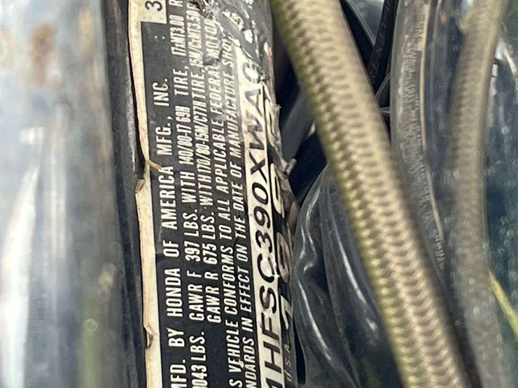 1998-honda-vt1100c3-shadow-aero-motorcycle-image-12