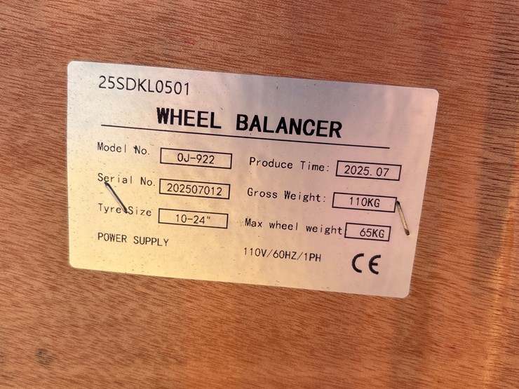 #25354-•-wheel-balancer-machine-image-2