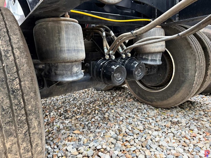 2022-demco-side-dump-image-12