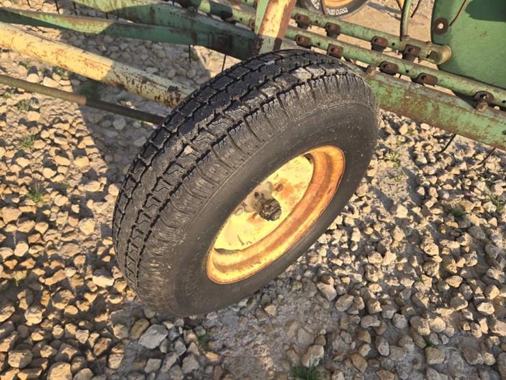 john-deere-640-image-8