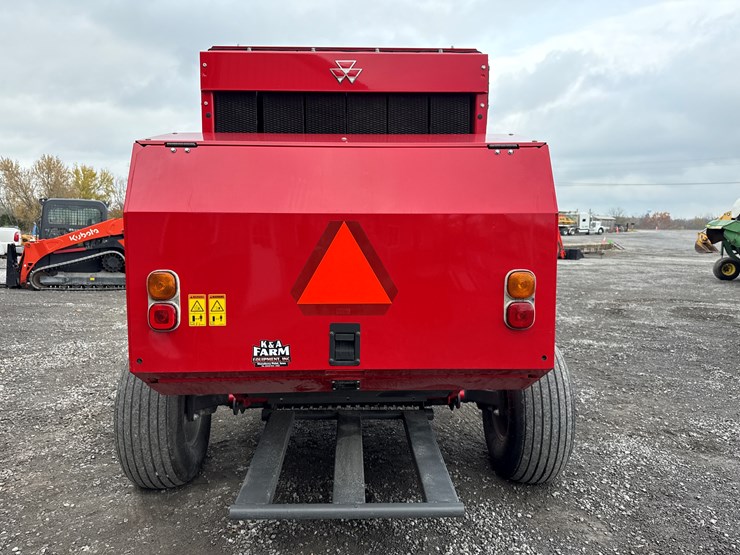 massey-ferguson-1745-image-15