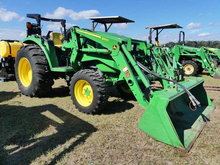 2018-john-deere-4052m-image-1