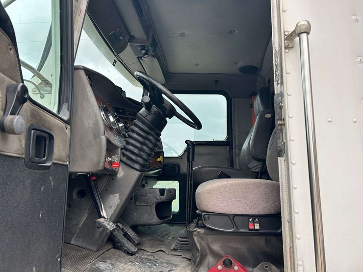 kenworth-t800-image-67