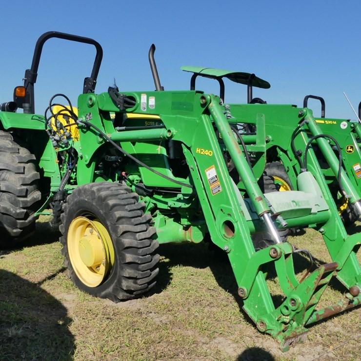 2014 JOHN DEERE 5055E