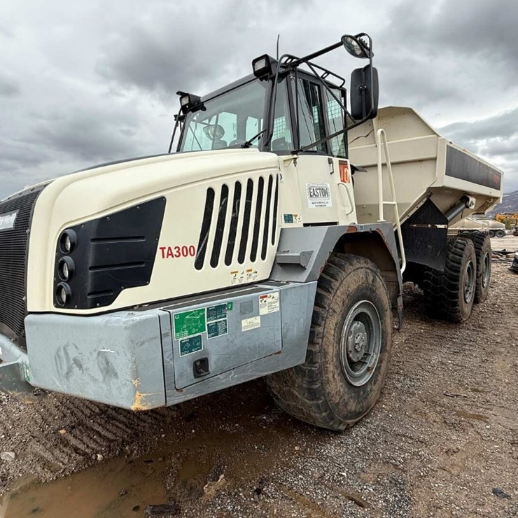 2019 TEREX TA300