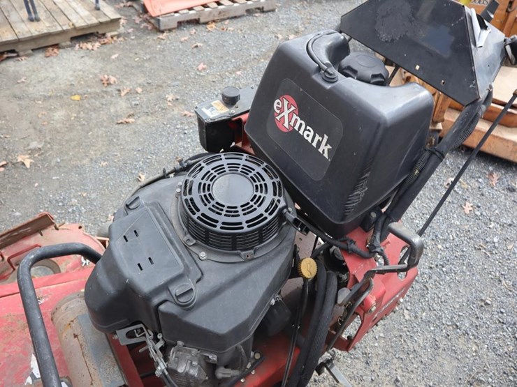 exmark-52in-turf-tracer-walk-behind-mower-image-11