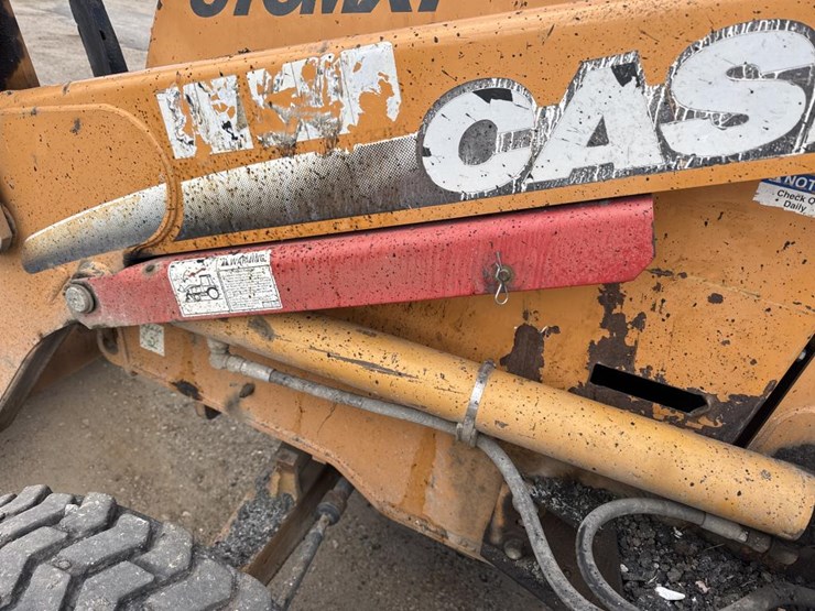 2007-case-570m-xt-image-29