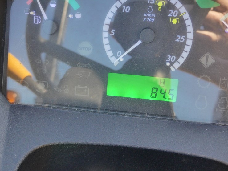 2022-john-deere-5055e-image-13