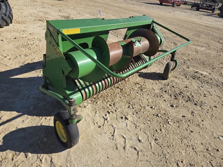 john-deere-7-image-1