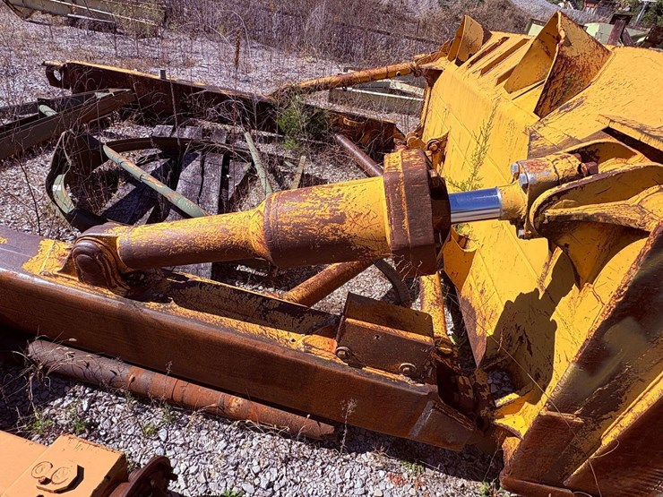 cat-semi-u-push-blade-image-2