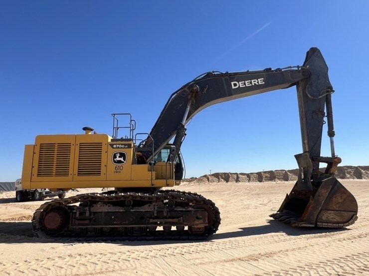 2019-deere-670g-lc-image-6