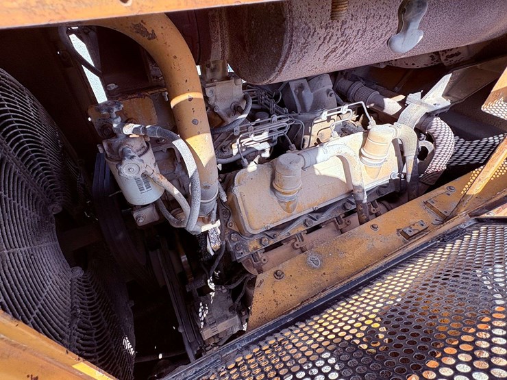 1984-caterpillar-988b-image-41