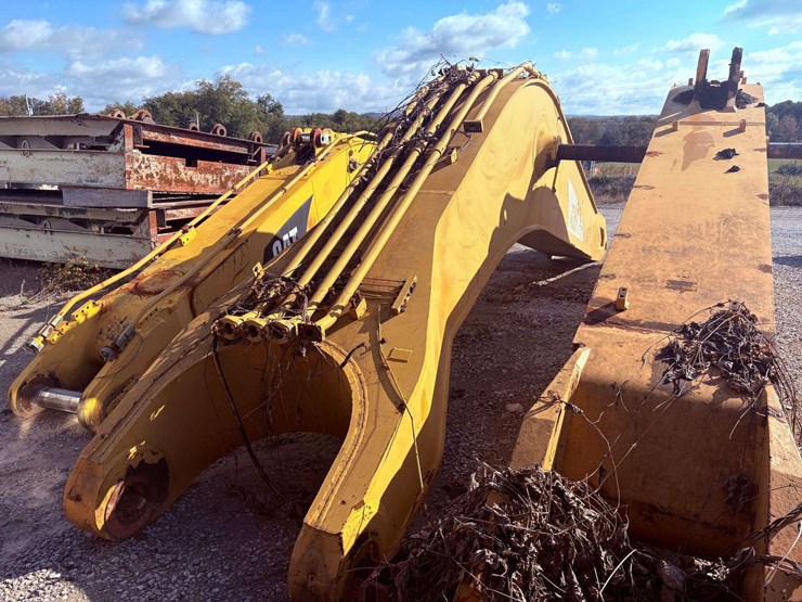 caterpillar-375-image-4