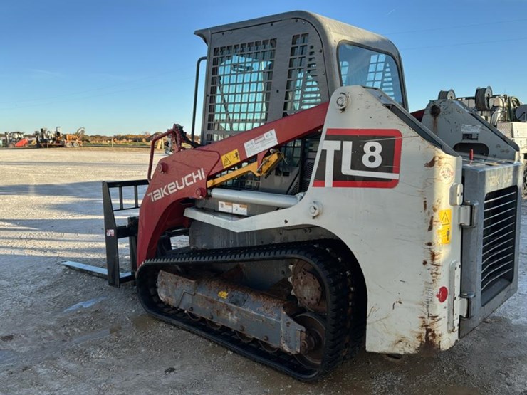 2018-takeuchi-tl8-image-6
