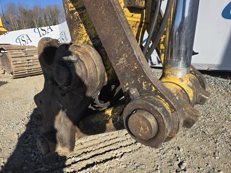 komatsu-pc400-image-12